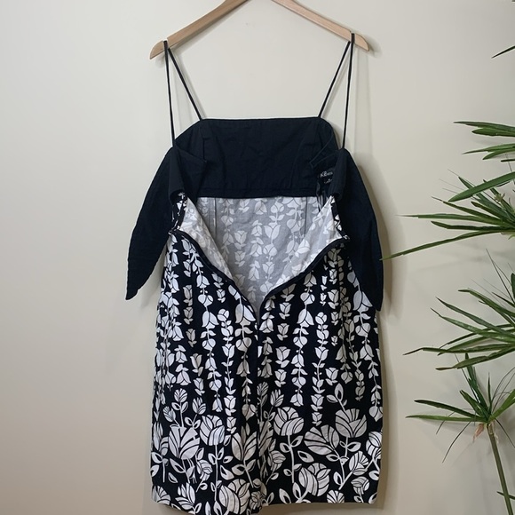 AGB | Black White Floral Spaghetti Strap Peekaboo Bow Hidden Zip Sheath Dress 16 - Picture 12 of 16